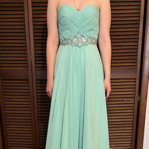 Light green dress size 5/6